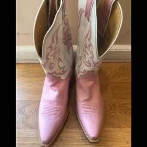 Justin pink snake skin boots